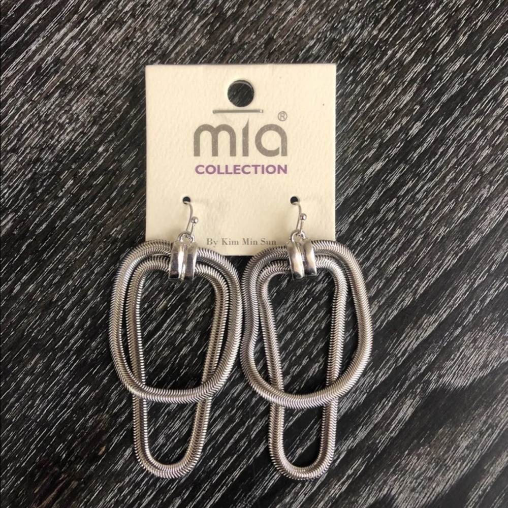 Mia Collection Earrings